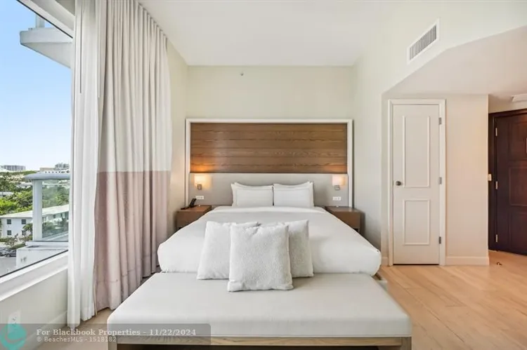 Hilton Q Club #602 image #12