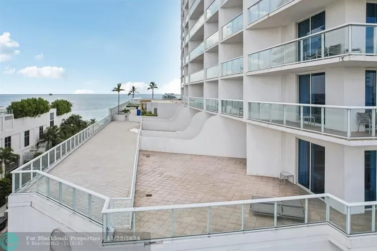 Hilton Q Club #602 image #19