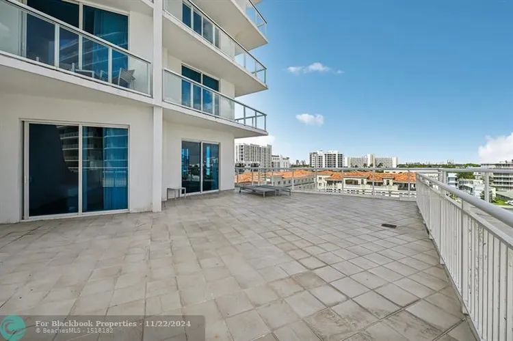 Hilton Q Club #602 image #21