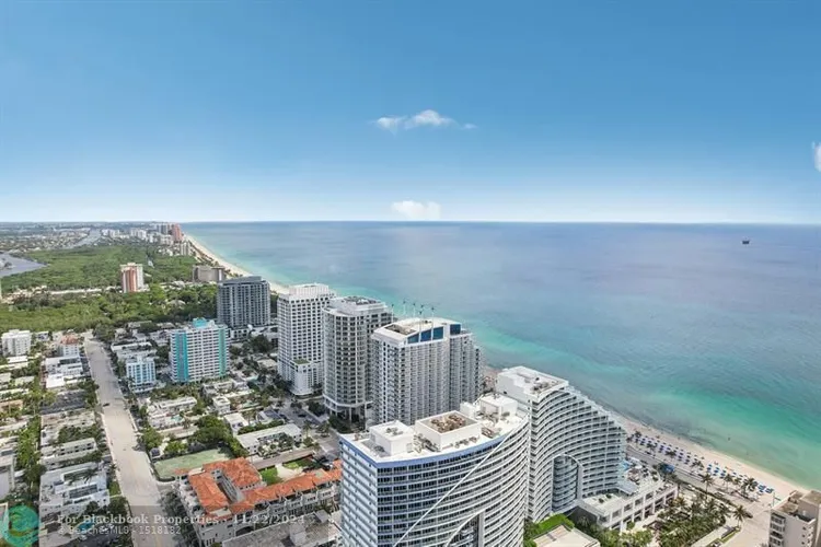 Hilton Q Club #602 image #26