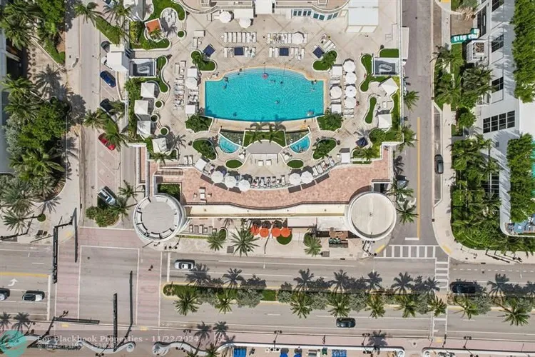 Hilton Q Club #602 image #28