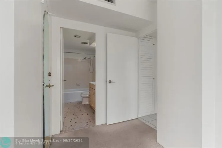 Coral Ridge Towers #1204 image #29