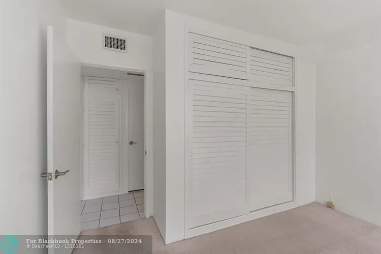 Coral Ridge Towers #1204 image #36