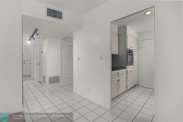 Coral Ridge Towers #1204 image #51