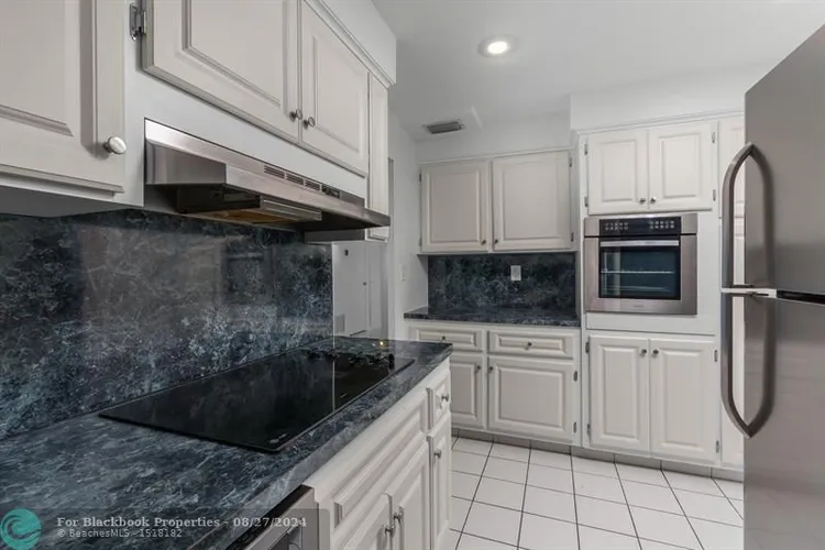 Coral Ridge Towers #1204 image #6