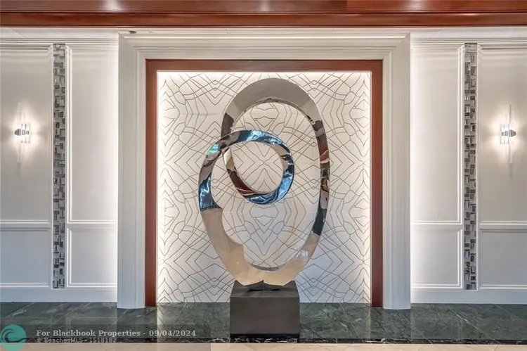 L'Hermitage North Tower #1809 image #24