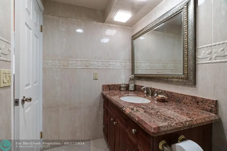 Coral Ridge Towers #905 image #22