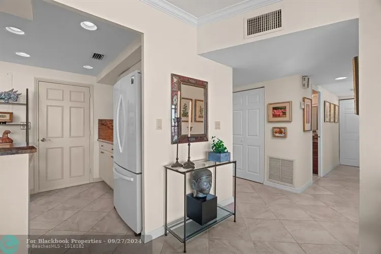 Coral Ridge Towers #905 image #8