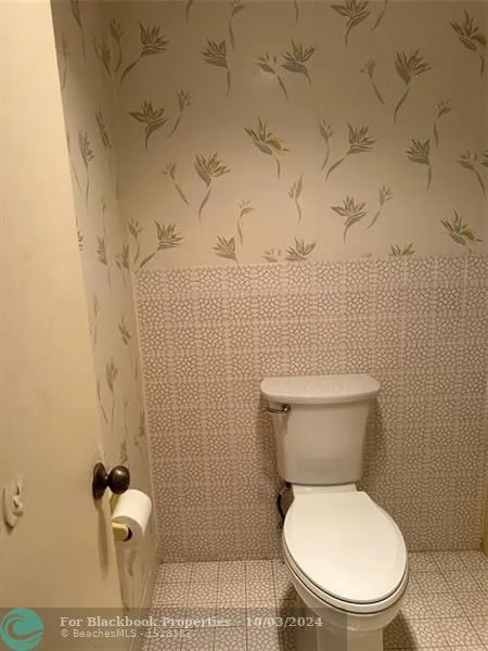 Imperial Towers #915 image #16