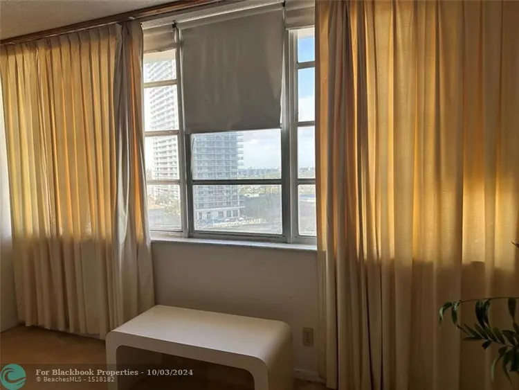 Imperial Towers #915 image #8