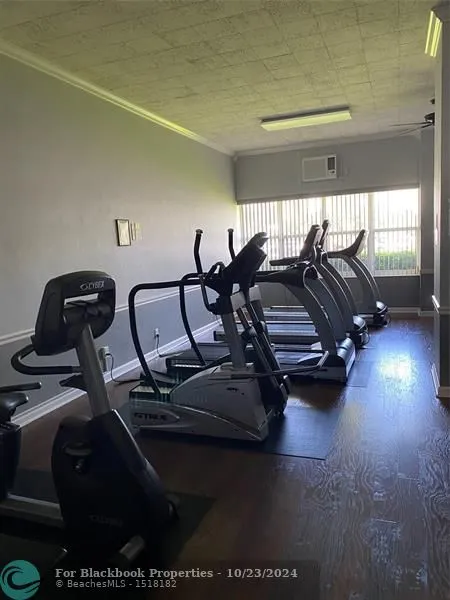 Coral Ridge Towers North ##418 image #29