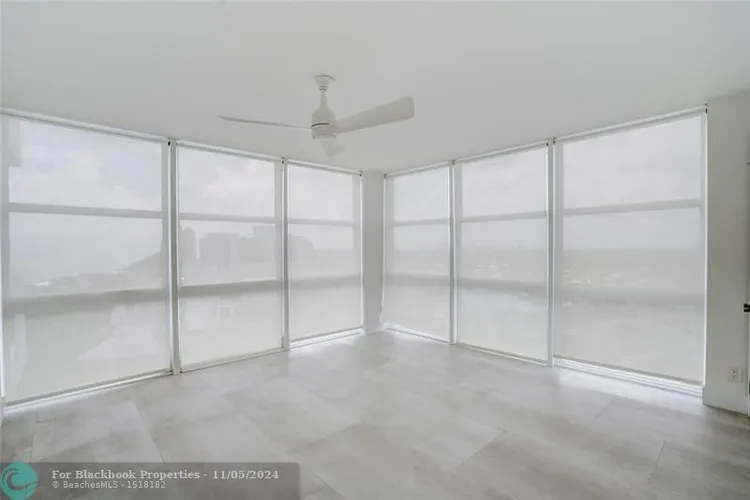 Vantage View #1901 image #16