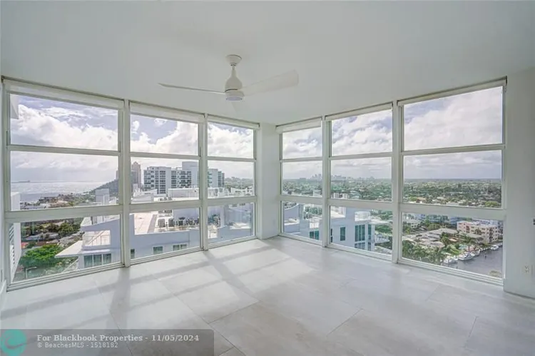 Vantage View #1901 image #17