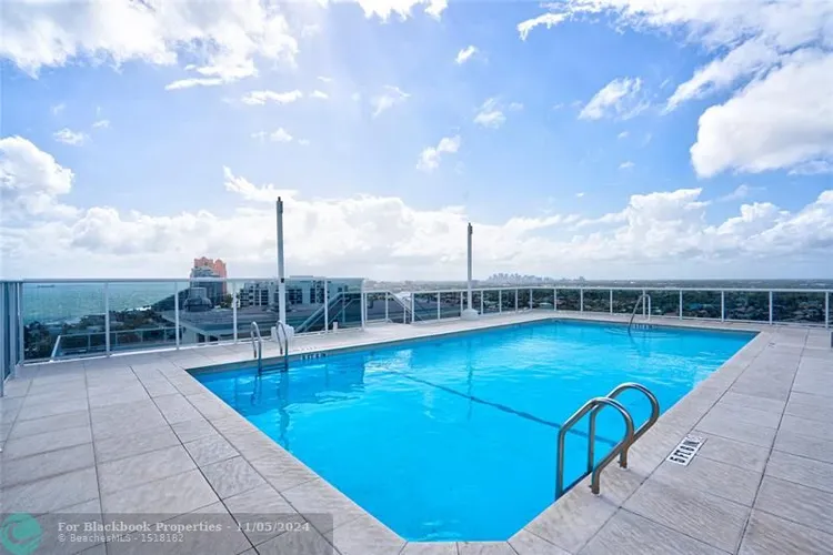 Vantage View #1901 image #43