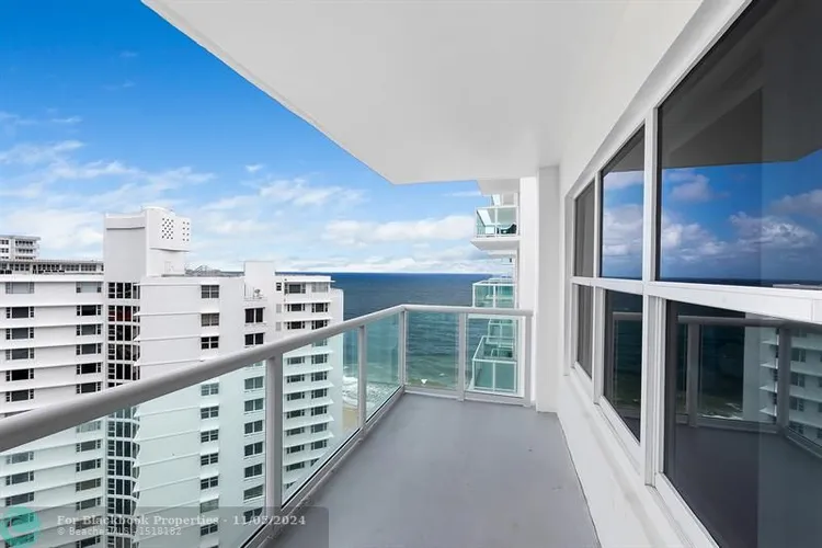 Riviera #1708 image #14