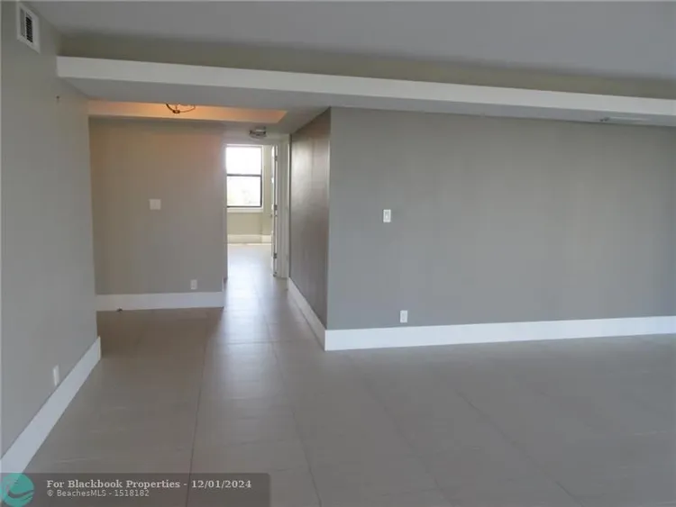 The Corinthian #5A image #16