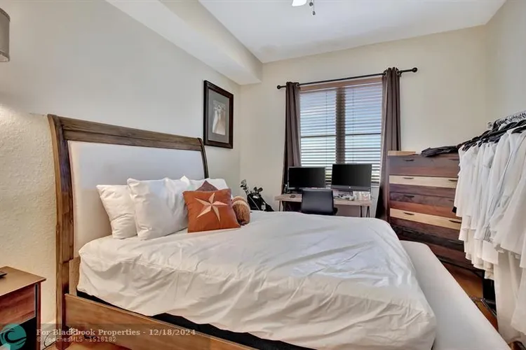 Radius #1307 image #15