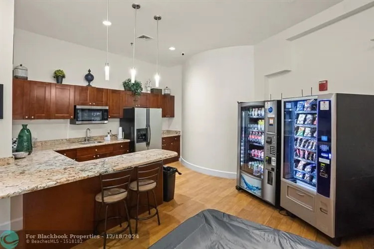 Radius #1307 image #20