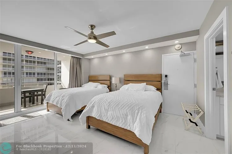 Ocean Manor #616 image #29