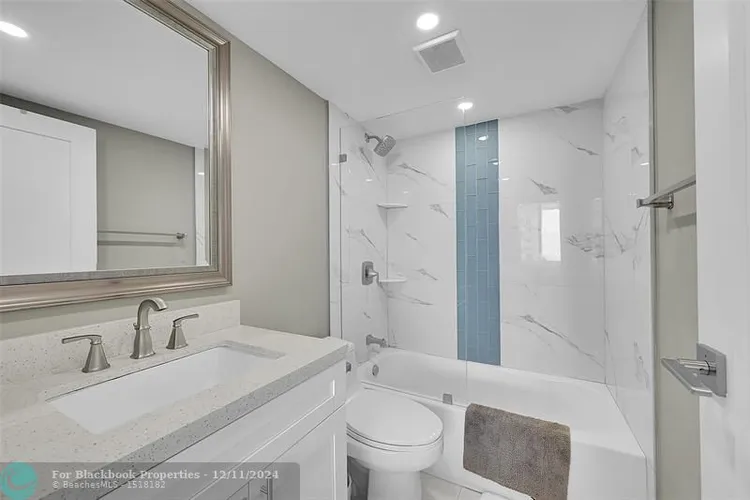 Ocean Manor #616 image #31