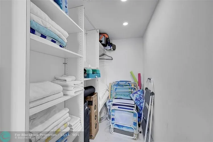 Ocean Manor #616 image #32