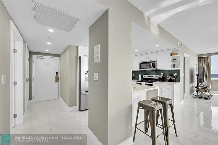 Ocean Manor #616 image #36