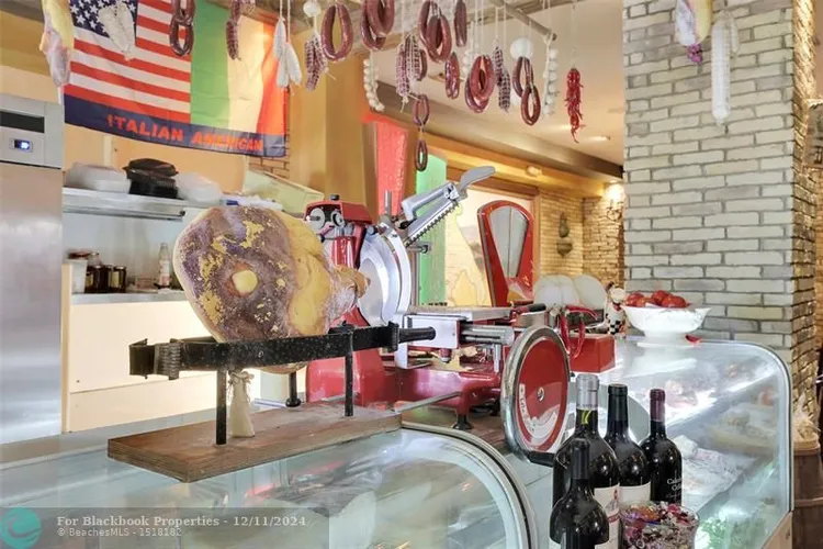 Ocean Manor #616 image #6