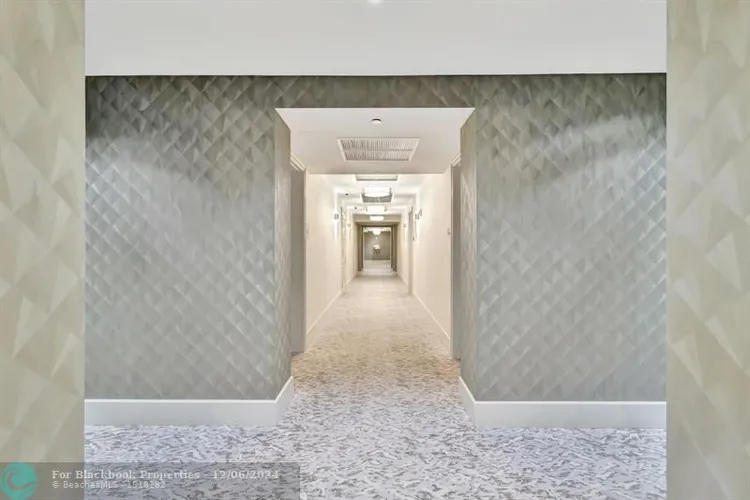 IL Lugano #1107 image #43