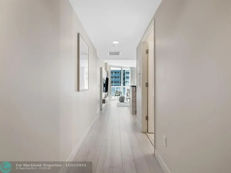 Hilton Q Club #705 image #12