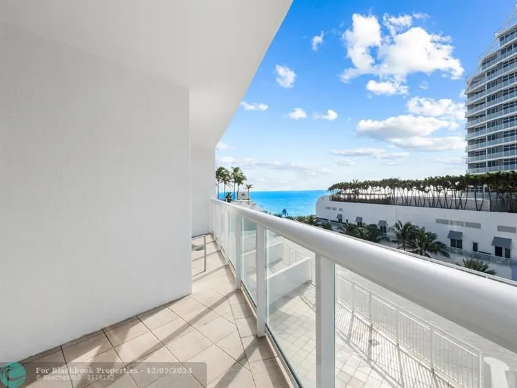 Hilton Q Club #705 image #15