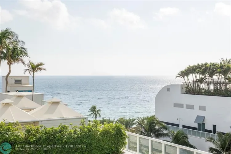 Hilton Q Club #705 image #16