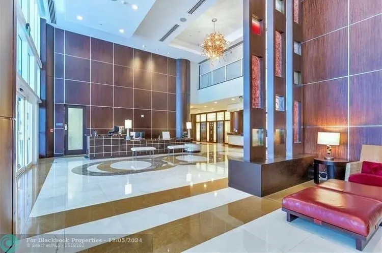 Hilton Q Club #705 image #17