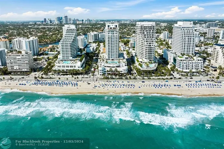 Hilton Q Club #705 image #27