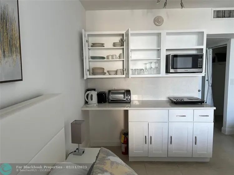 Ocean Manor #212 image #14