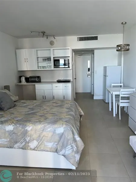 Ocean Manor #212 image #36