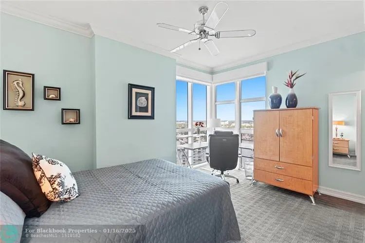 Las Olas Beach Club #2507 image #20