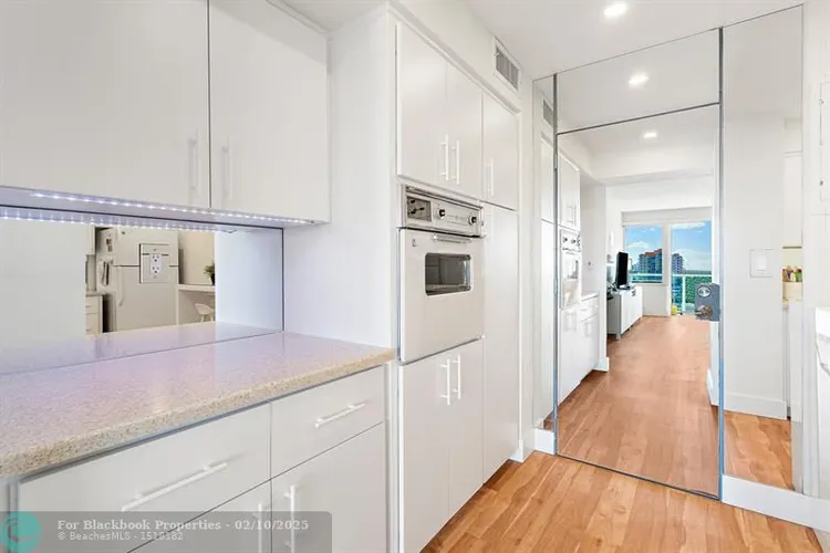 Coral Ridge Towers #1410 image #6