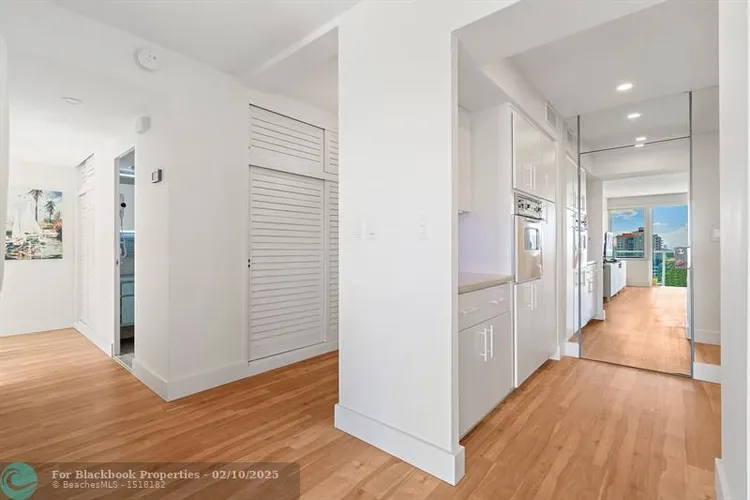 Coral Ridge Towers #1410 image #9