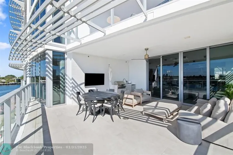 Adagio #301 image #25