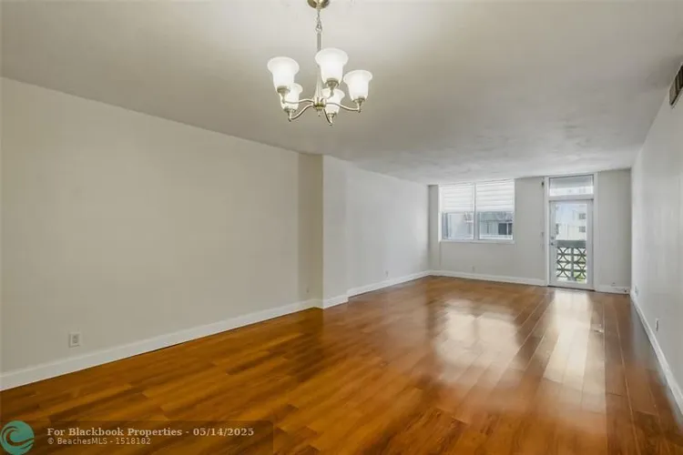 Galt Towers #5E image #11