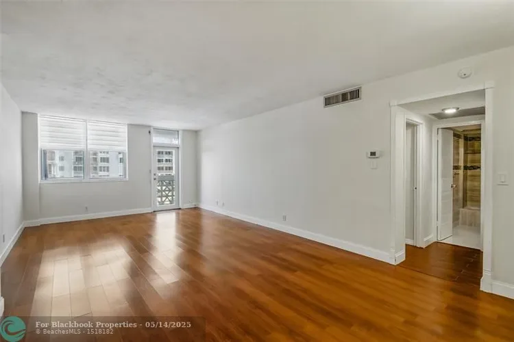 Galt Towers #5E image #13