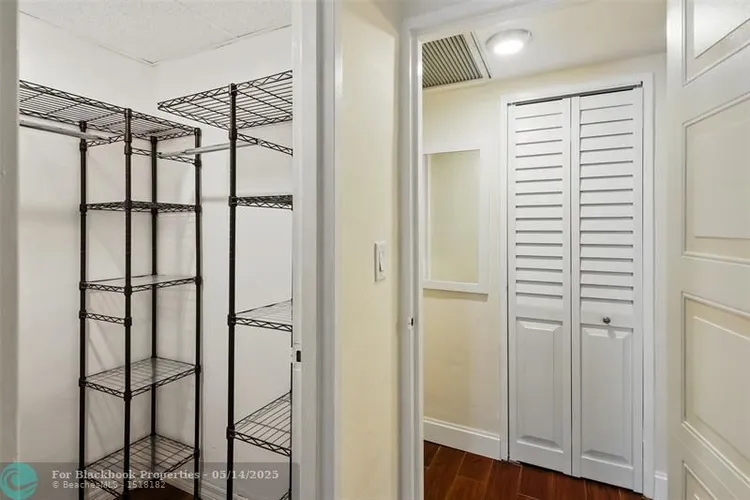 Galt Towers #5E image #31