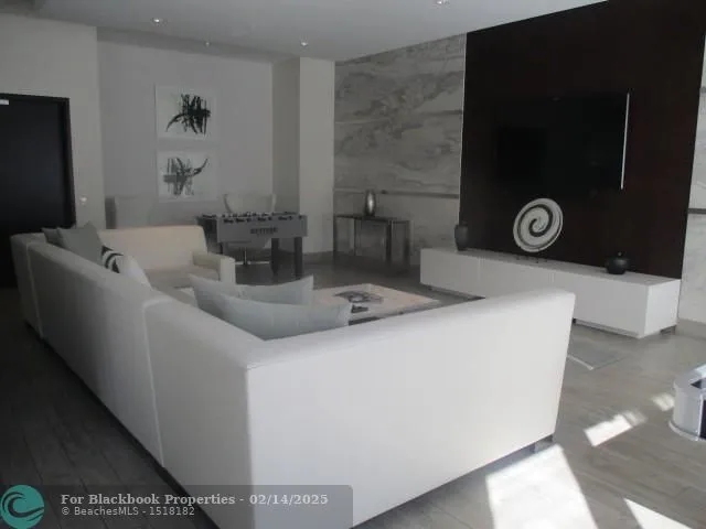 Nine at Mary Brickell Village #1601 image #12