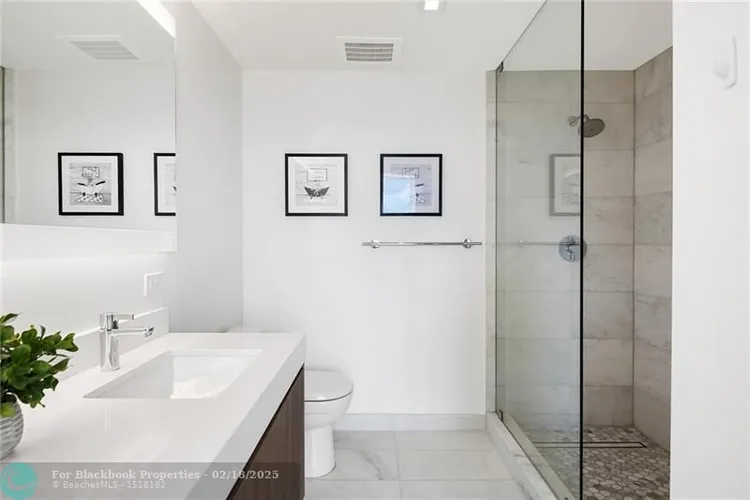 Tiffany House #506 image #10