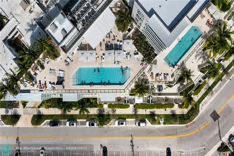 Tiffany House #506 image #16