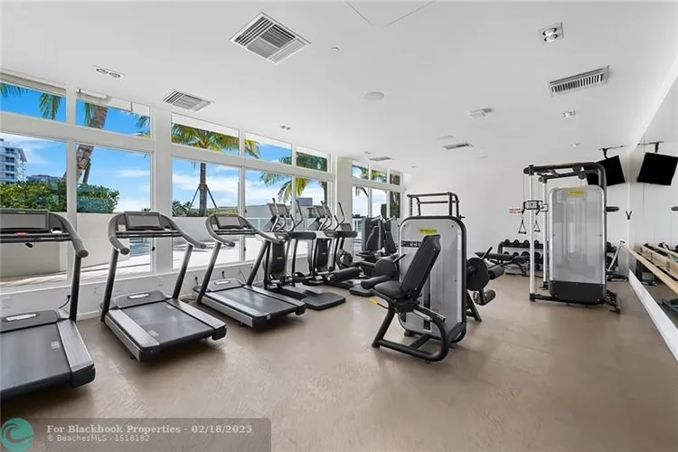 Tiffany House #506 image #18