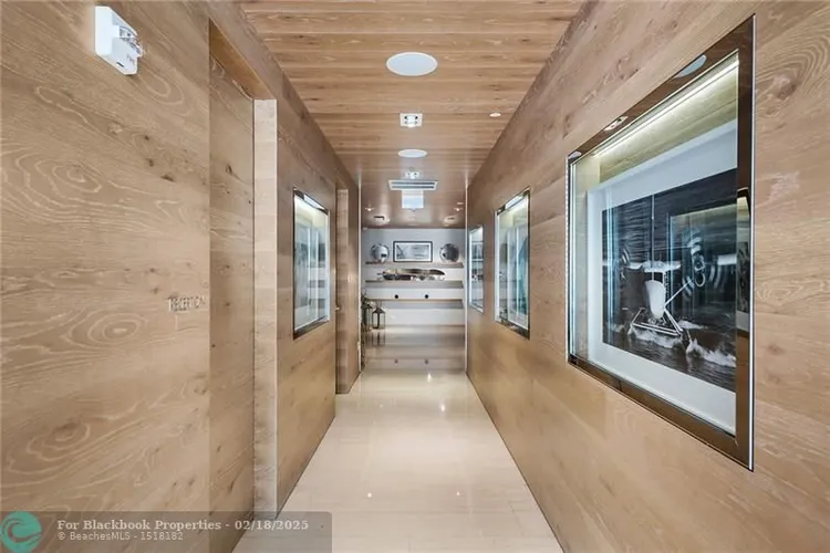 Tiffany House #506 image #20