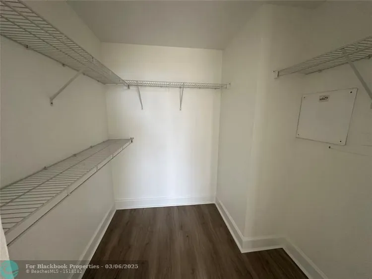 Radius #724 image #8