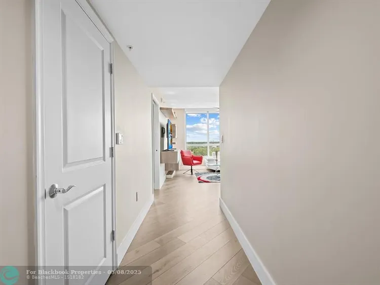 Symphony Towers #902-S image #20