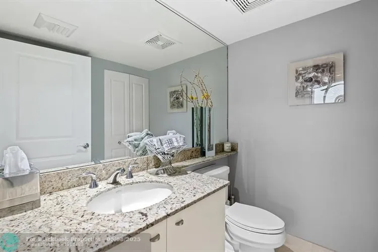 Symphony Towers #902-S image #21